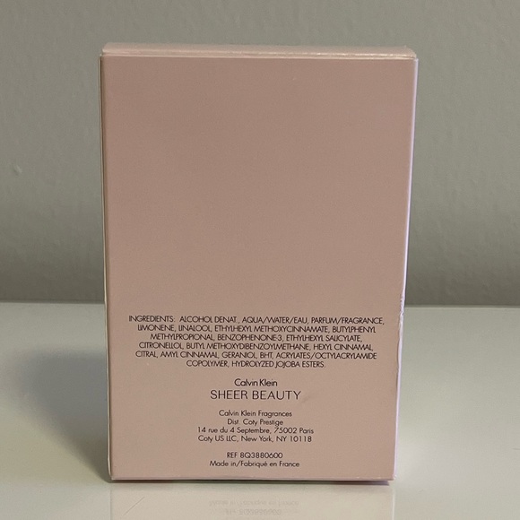 Calvin Klein Sheer Beauty Eau de Toilette - Picture 3 of 7